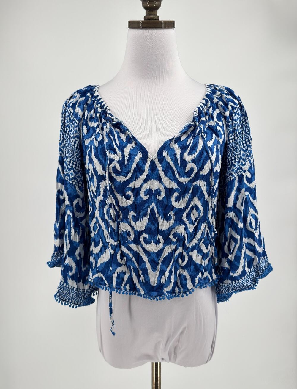 Alice + Olivia Artisan Ikat Devina French Blue Off Shoulder Blouse Top Sz XS